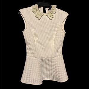 Karen Millen White Textured Blouse with Floral Collar